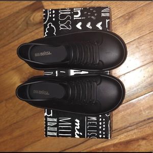 Mini Melissa toddler boy shoe